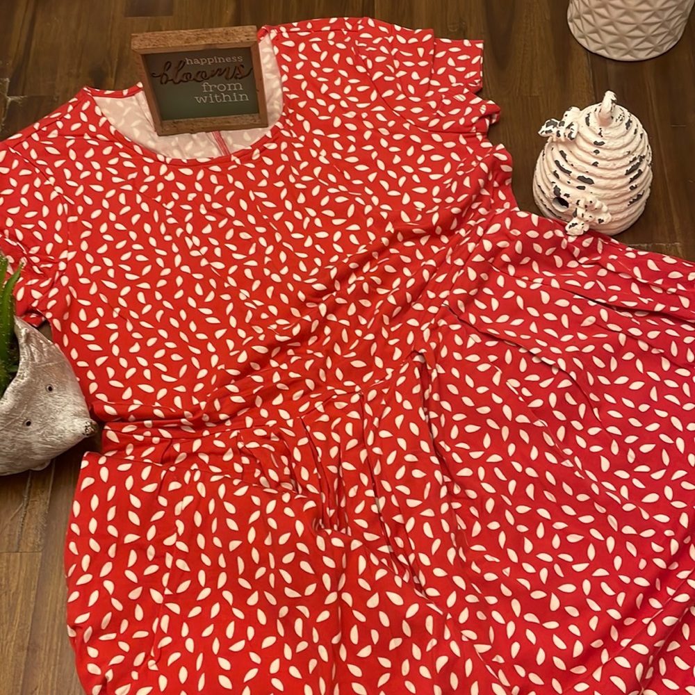 NWOT Sahalie Dress